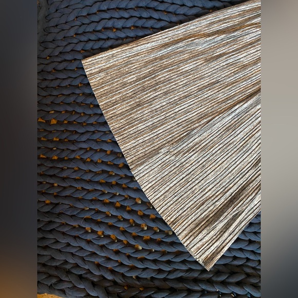 Y2K Joe B Sparkling Silver Pleated Midi Skirt size Medium - Picture 2 of 4